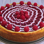 Vanilkový cheesecake s malinovo-levanduťovým želé